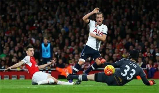 持着激烈的 持着激烈的